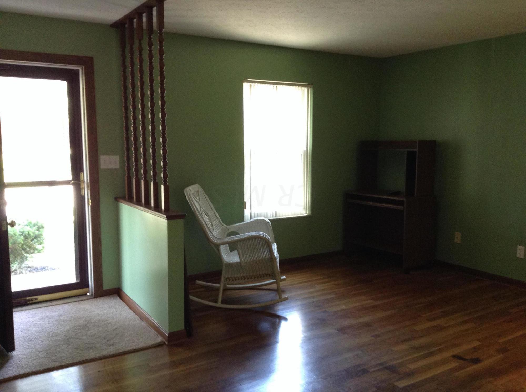 1564 Fall Brook Road Columbus, OH 43223 - Photo 12 of 17 Gallery Image 12