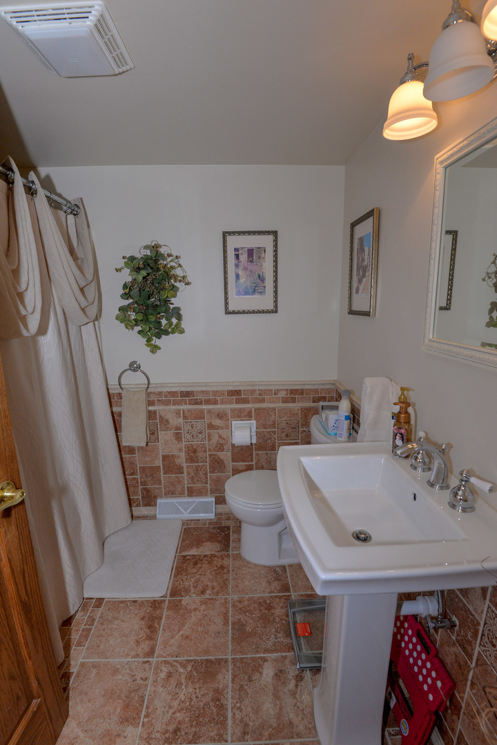 27440 South Rt 52 Manhattan, IL 60442 - Photo 12 of 25