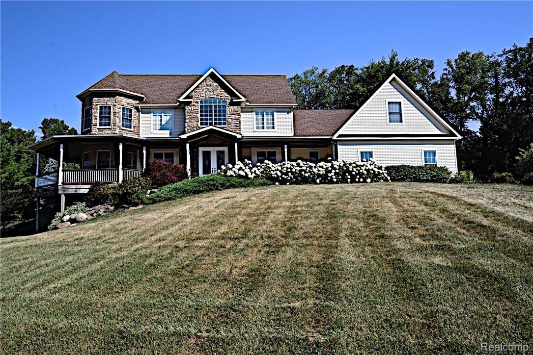 2475 Sundance Ridge Howell, MI 48843 - Photo 3 of 67 DSC_9220.jpg