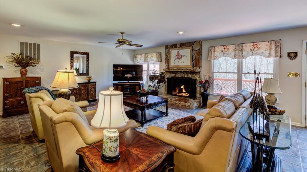 3215 Stillwell Road Summerfield, NC 27358 - Photo 13 of 30 Gallery Image 13