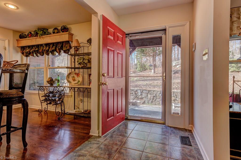 3215 Stillwell Road Summerfield, NC 27358 - Photo 9 of 30 Gallery Image 9