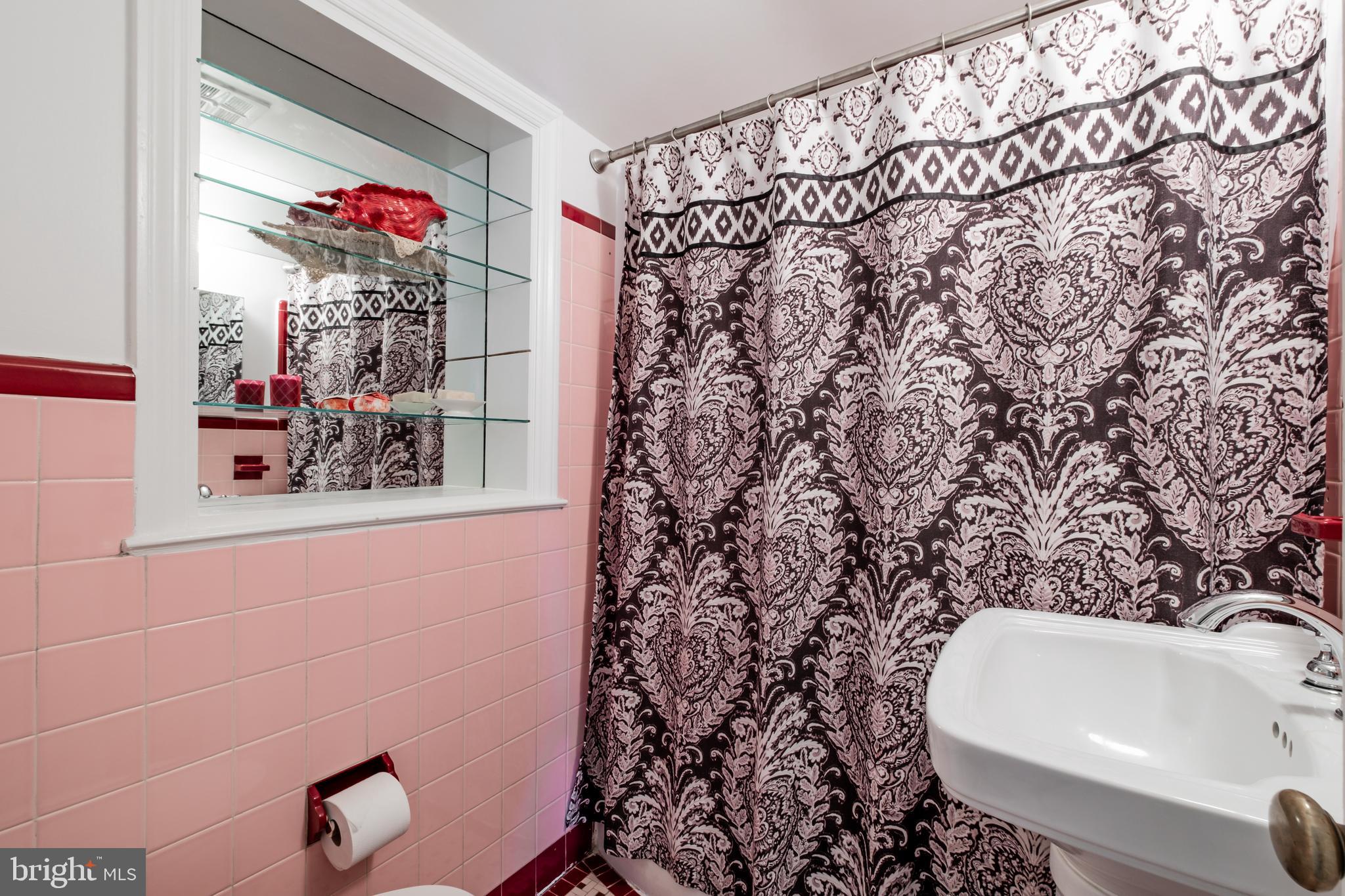 860 Beechwood Road Havertown, PA 19083 - Photo 33 of 47 Gallery Image 33