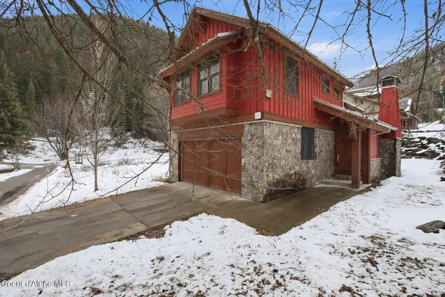 $550,000 | 1 Stahl Street, Wardner, ID 83837