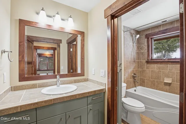 $550,000 | 1 Stahl Street, Wardner, ID 83837