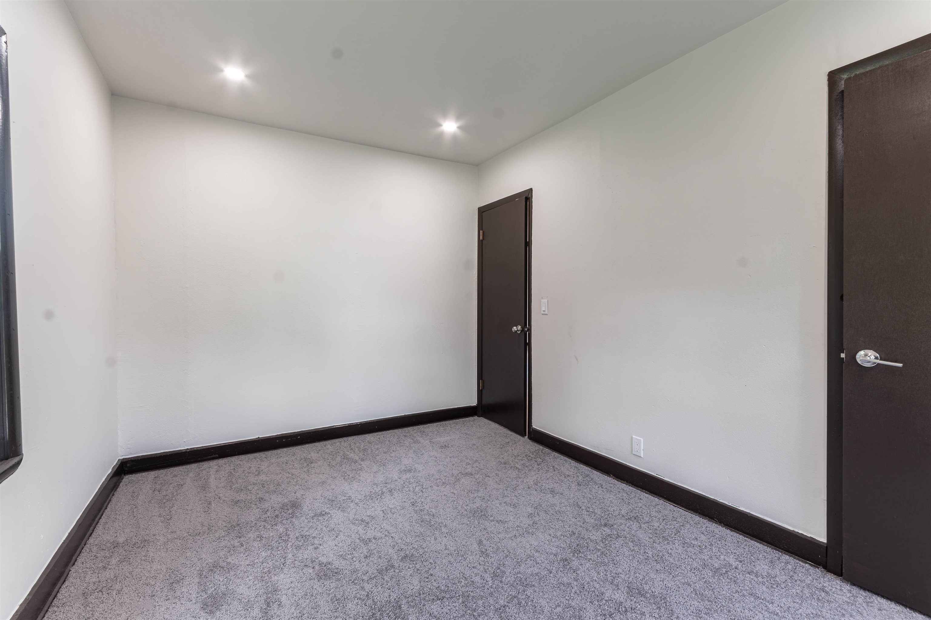 3412 Gilbert Avenue Rockford, IL 61101 - Photo 5 of 19 a view of an empty room