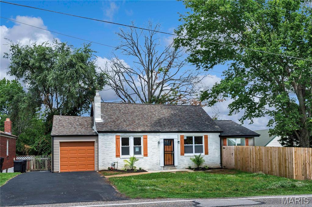 9607 Reavis Road Affton, MO 63123 - Photo 1 of 28 Gallery Image 1