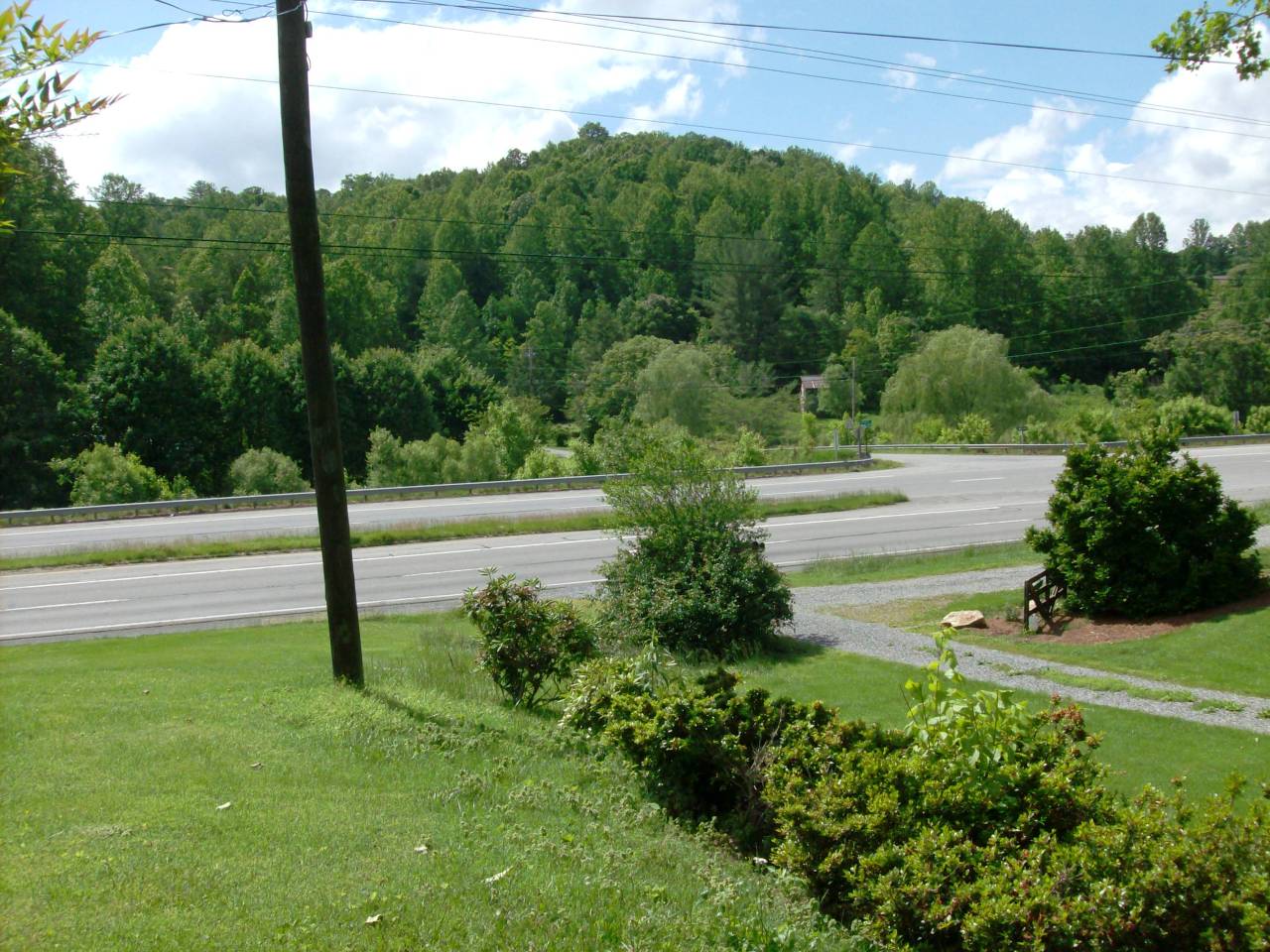 6630 Franklin Road Boones Mill, VA 24065 - Photo 13 of 20 View