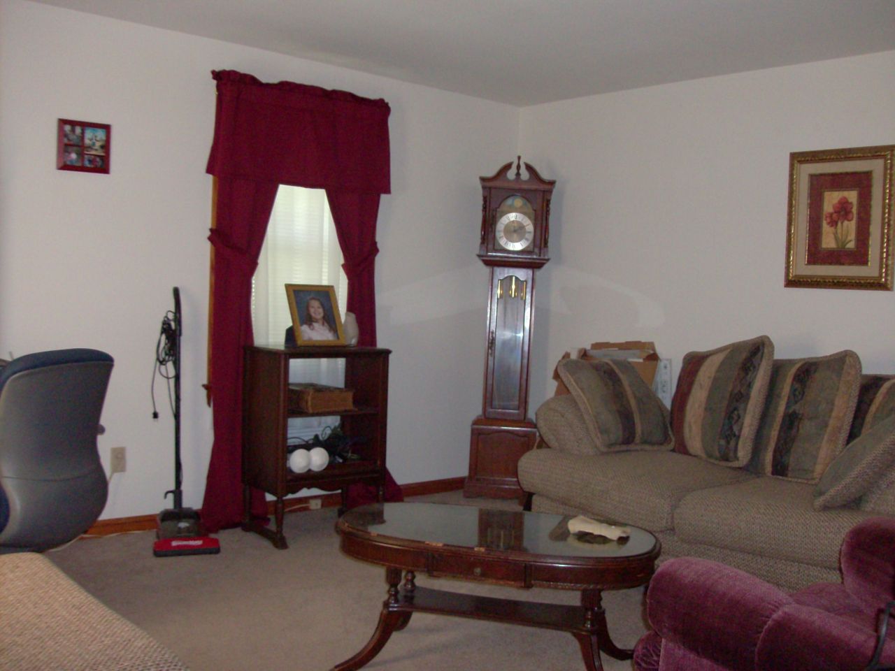 6630 Franklin Road Boones Mill, VA 24065 - Photo 8 of 20 Living Room