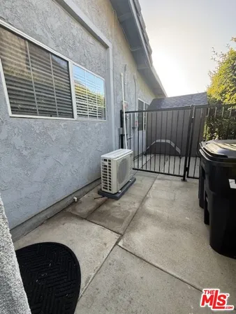 $2,200 | 6211 Anastasia Avenue, Simi Valley, CA 93063