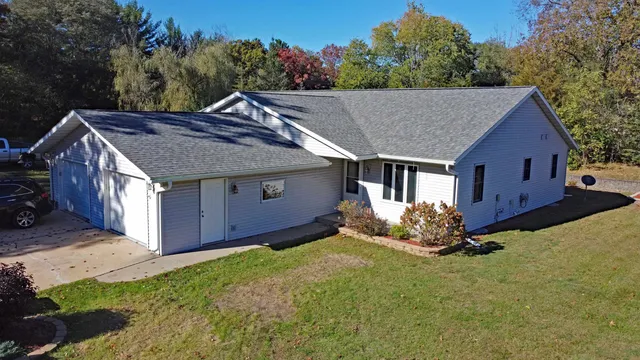 $259,900 | 702 West 2nd, Necedah, WI 54646