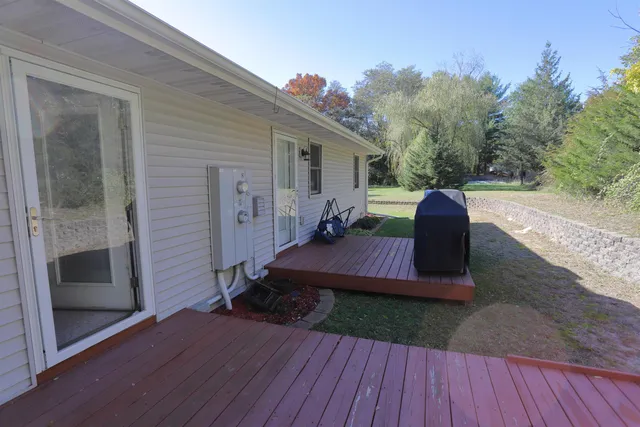 $259,900 | 702 West 2nd, Necedah, WI 54646