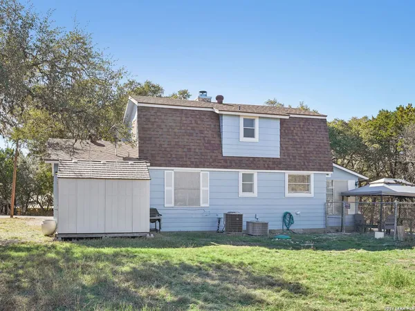 $1,590 | 850 Riviera Drive, Canyon Lake, TX 78133