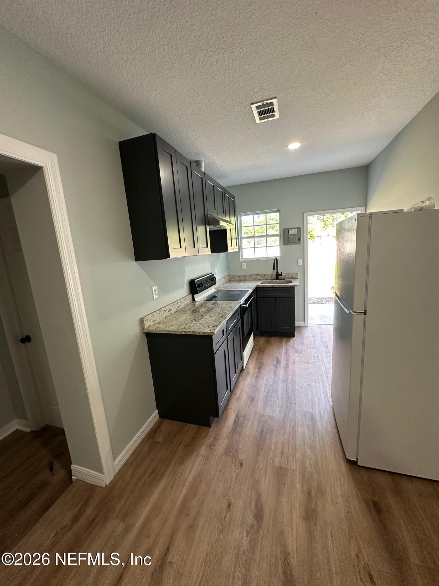 1739 New Haven Road Jacksonville, FL 32211 - Photo 9 of 29 f686ef52-a566-491d-bc60-5ec00b509923
