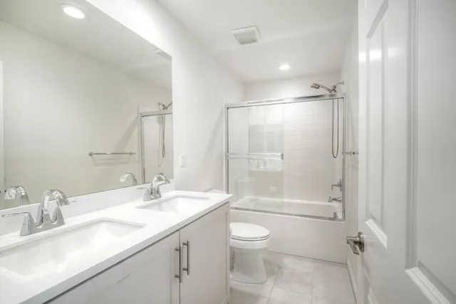 $848,000 | 3072 Glenmore Street, Vista, CA 92081