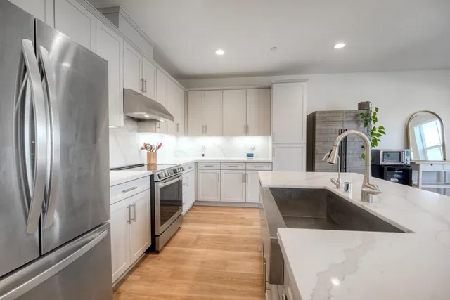 $848,000 | 3072 Glenmore Street, Vista, CA 92081