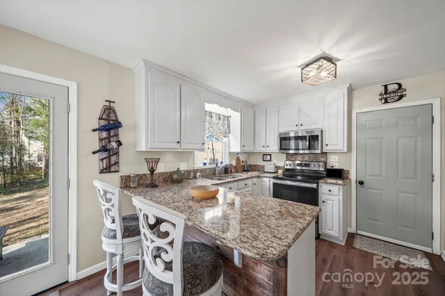 $429,900 | 1876 Lorelei Court, Mount Pleasant, NC 28124