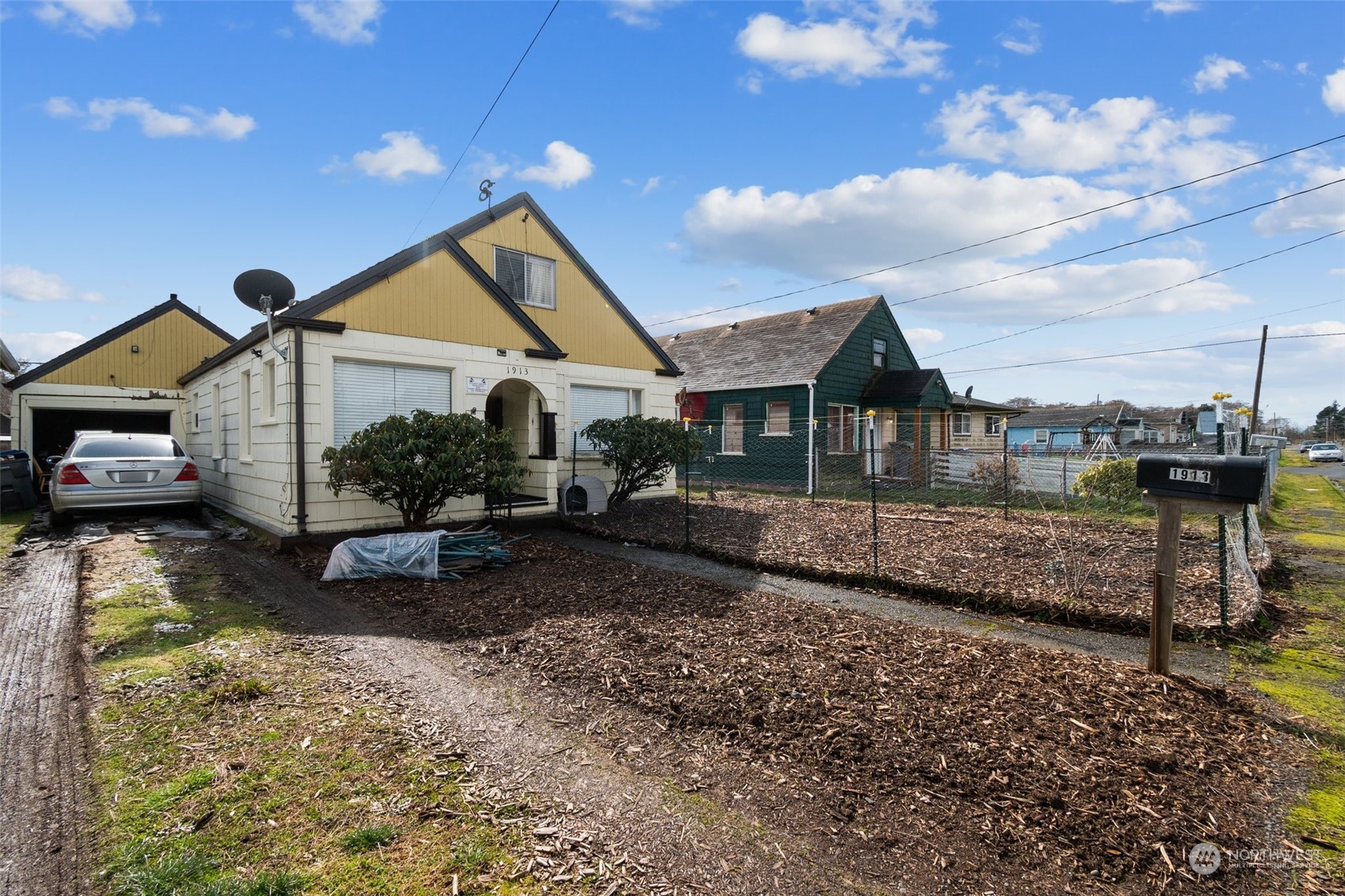 1913 Morgan Street Aberdeen, WA 98520 - Photo 1 of 26