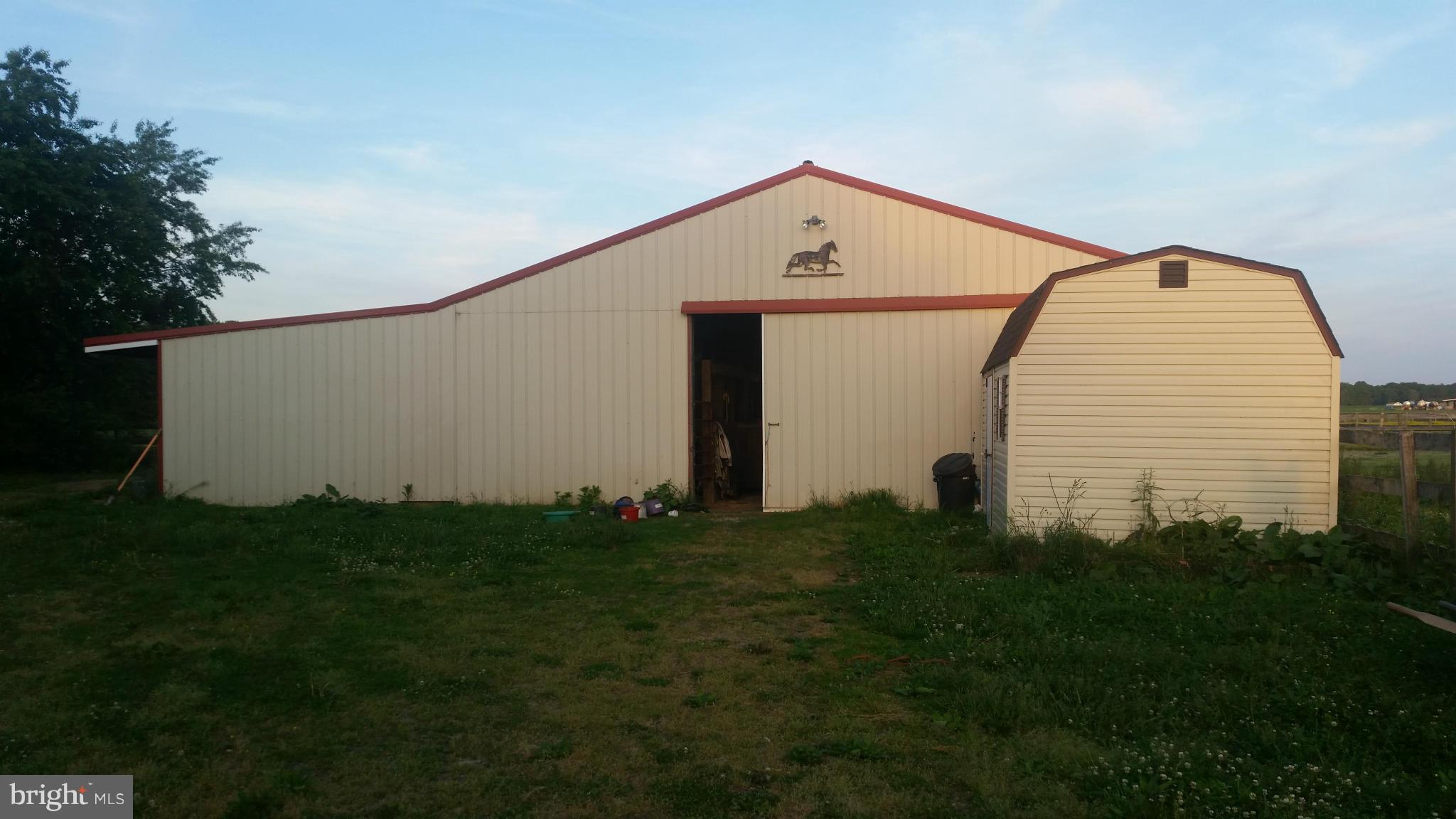 23581 Thawley Road Denton, MD 21629 - Photo 6 of 11 barn
