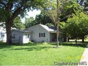301 West Madison Street Athens, IL 62613 - Photo 5 of 12 Gallery Image 5