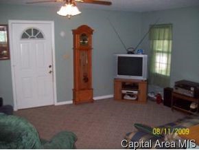 301 West Madison Street Athens, IL 62613 - Photo 9 of 12 Gallery Image 9