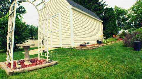 1123 Stonehenge Road Flint, MI 48532 - Photo 33 of 34 20414409-32.JPG