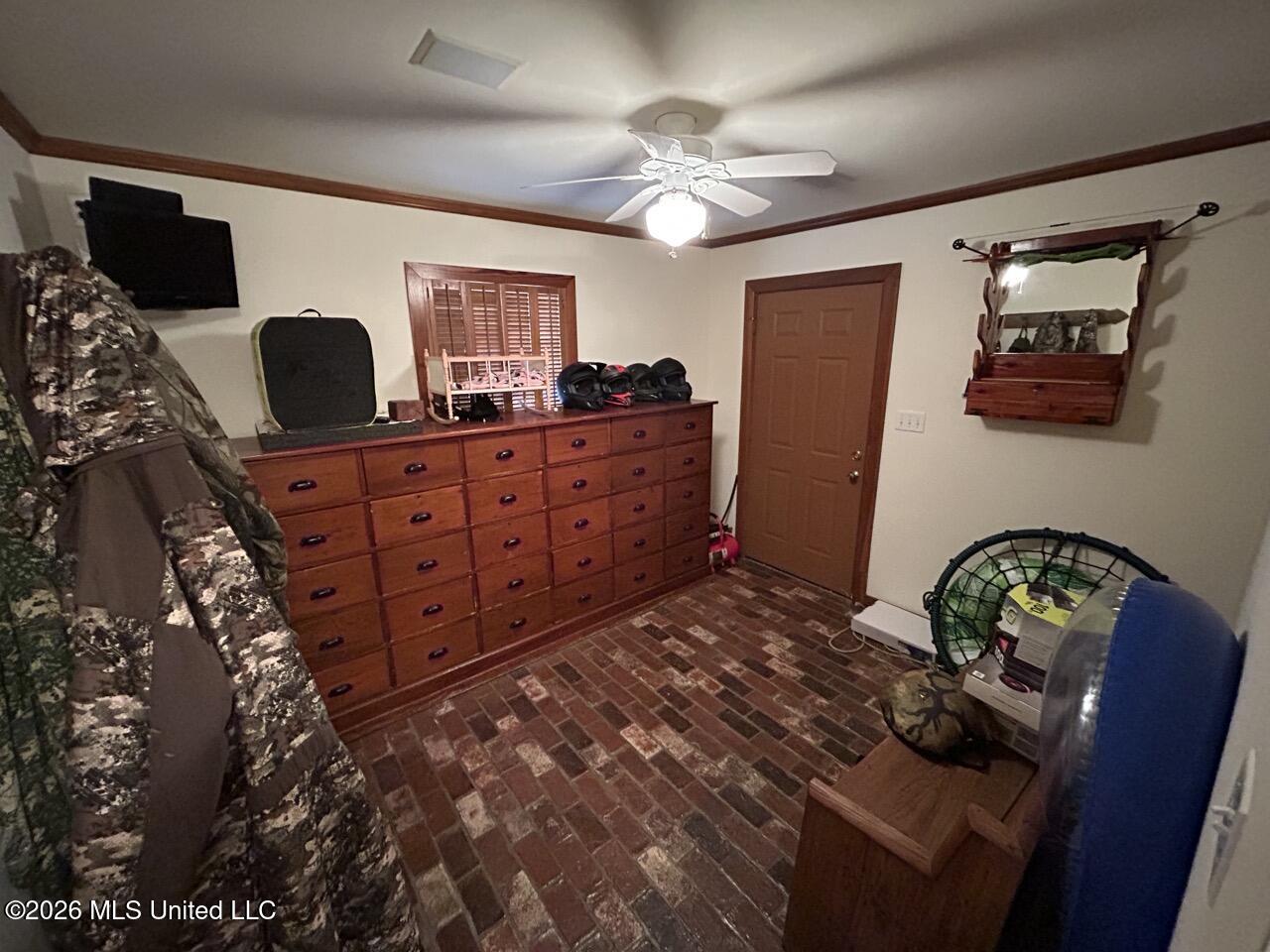 2053 Osyka Progress Road Osyka, MS 39657 - Photo 36 of 79 Pool house den