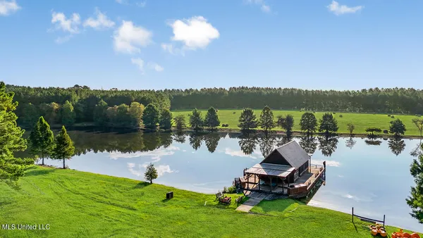 $1,557,000 | 2053 Osyka Progress Road, Osyka, MS 39657