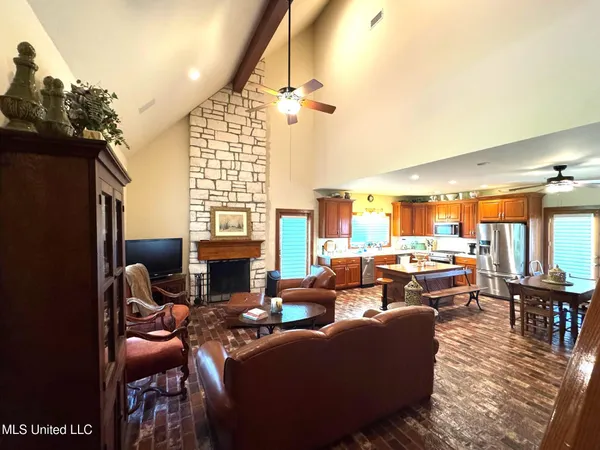 $1,557,000 | 2053 Osyka Progress Road, Osyka, MS 39657