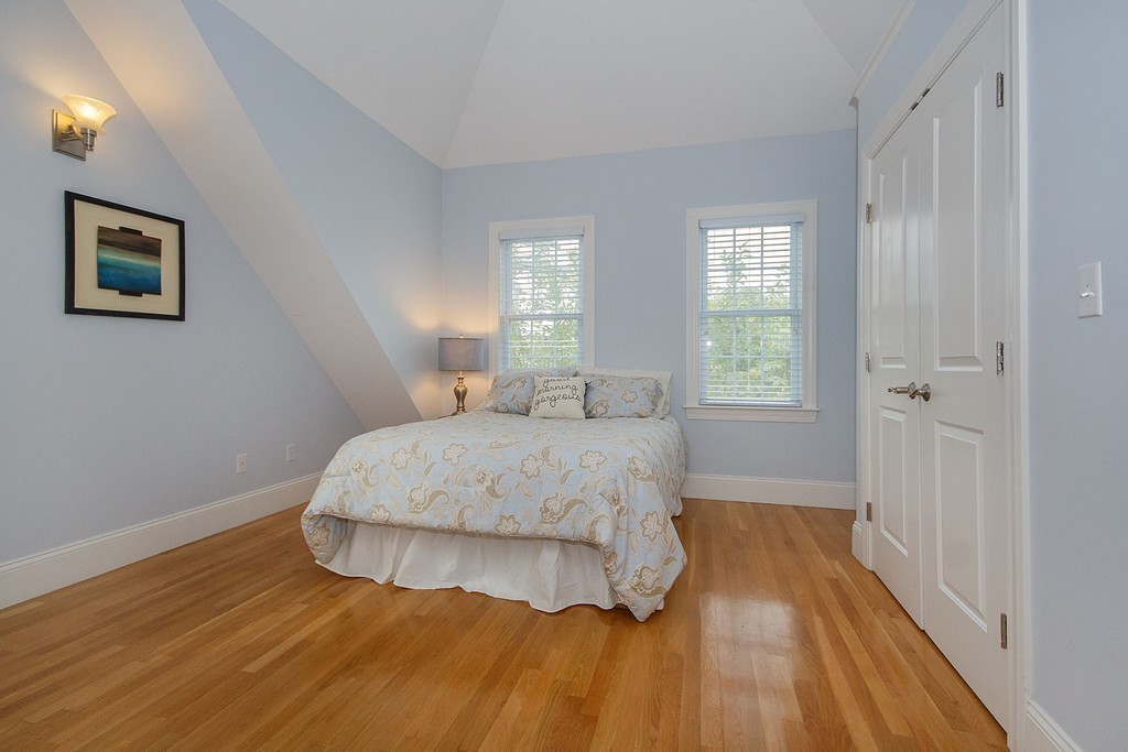 67 Bay State Road, Unit 1 Cambridge, MA 02138 - Photo 7 of 13 Gallery Image 7
