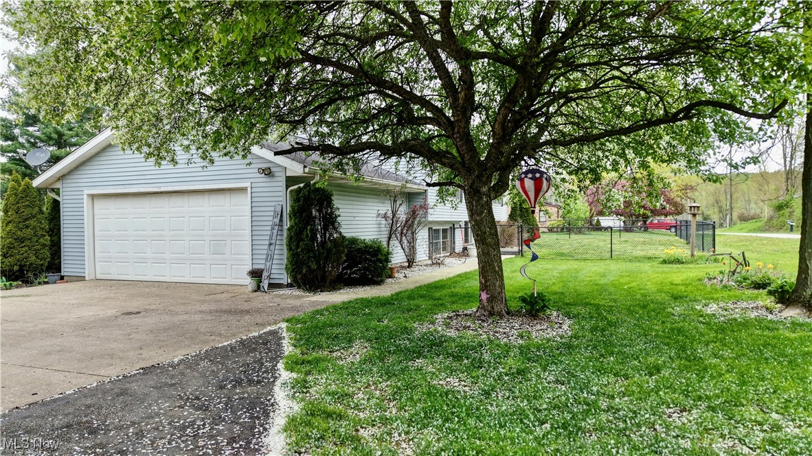87410 Reed Road Uhrichsville, OH 44683 - Photo 15 of 40 Gallery Image 15