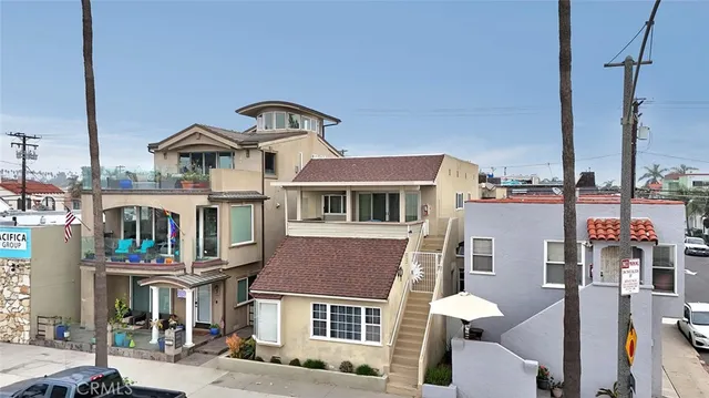 $2,700 | 5125 East Ocean Boulevard, Unit B, Long Beach, CA 90803