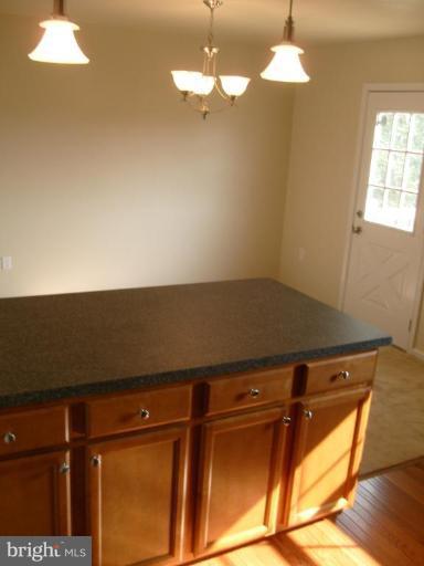 3333 Swann Road Suitland, MD 20746 - Photo 18 of 30 Kitchen/Dining Room