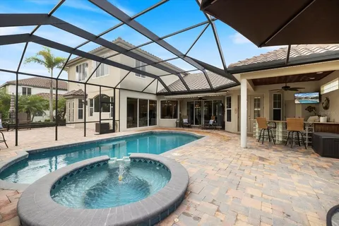 $1,075,000 | 7629 Harrington Lane, Bradenton, FL 34202