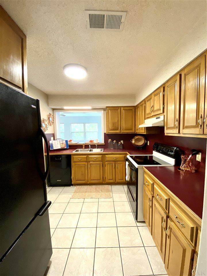 2948 Ranchette Square Gulf Breeze, FL 32563 - Photo 9 of 41 Gallery Image 9