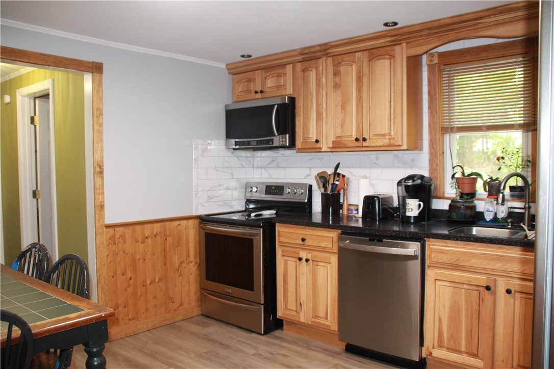 5 Hesspar Drive Westerly, RI 02891 - Photo 11 of 26