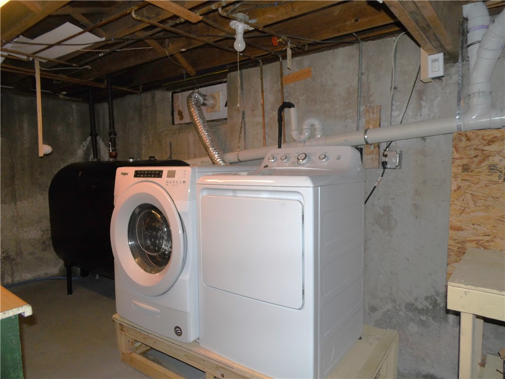 5 Hesspar Drive Westerly, RI 02891 - Photo 16 of 26