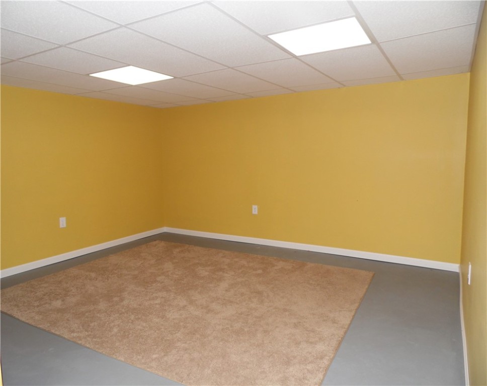 5 Hesspar Drive Westerly, RI 02891 - Photo 21 of 26