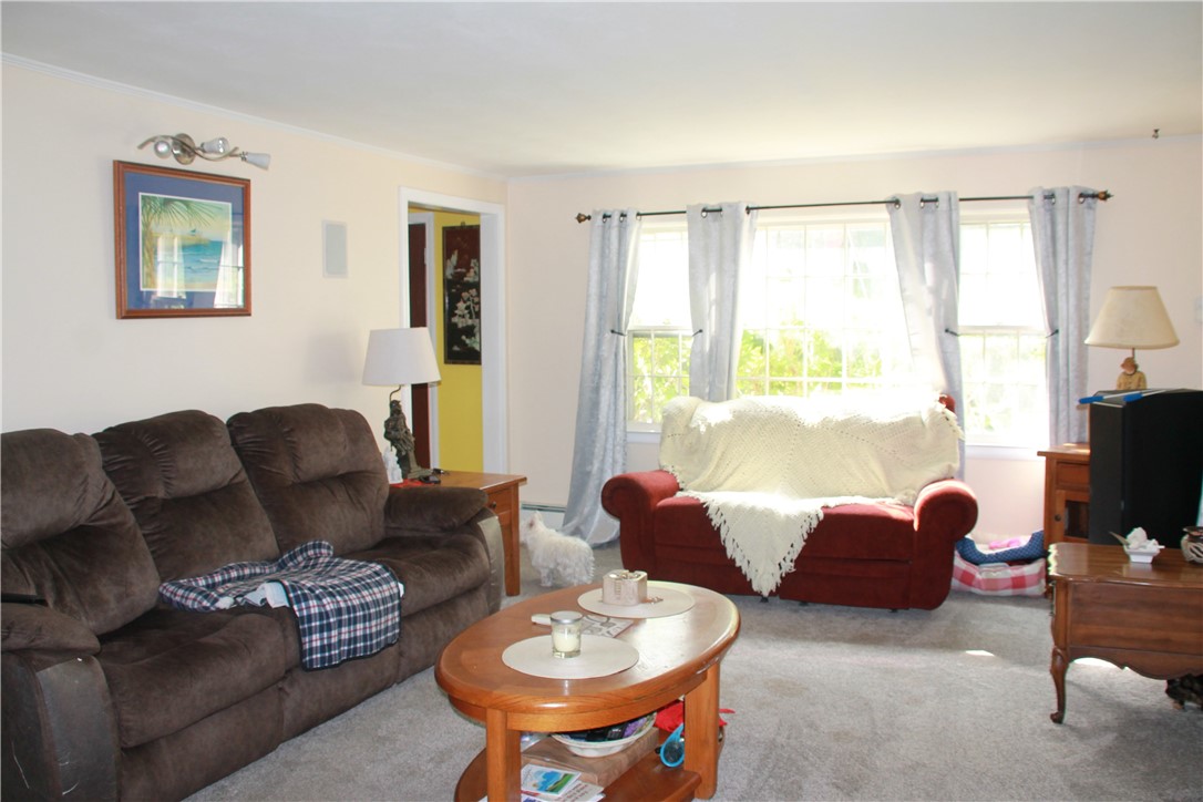 5 Hesspar Drive Westerly, RI 02891 - Photo 9 of 26