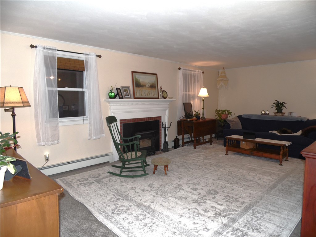 5 Hesspar Drive Westerly, RI 02891 - Photo 10 of 26