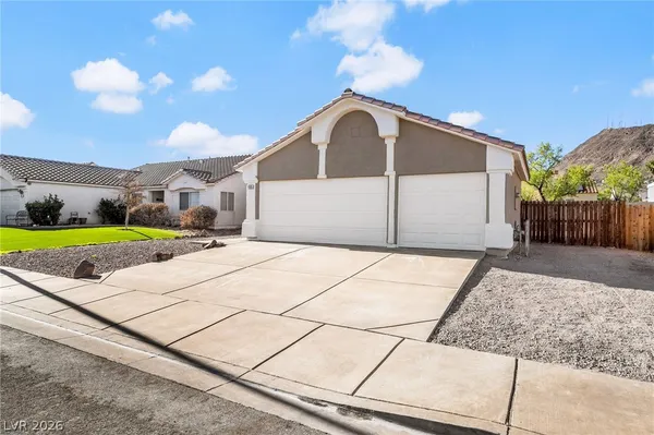 $2,000 | 485 Waterwheel Falls Drive, Henderson, NV 89015