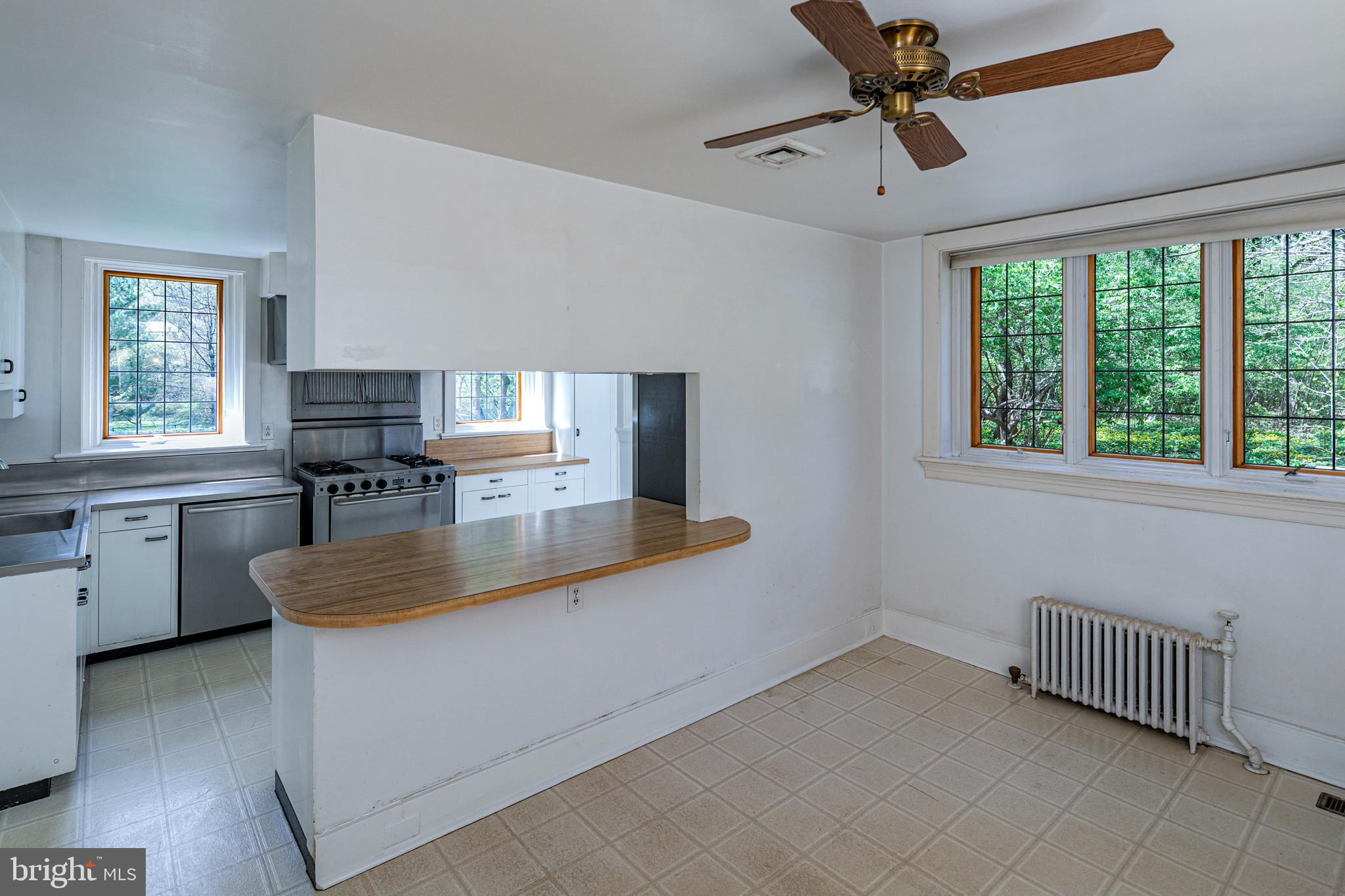 51 Edgerstoune Road Princeton, NJ 08540 - Photo 19 of 40