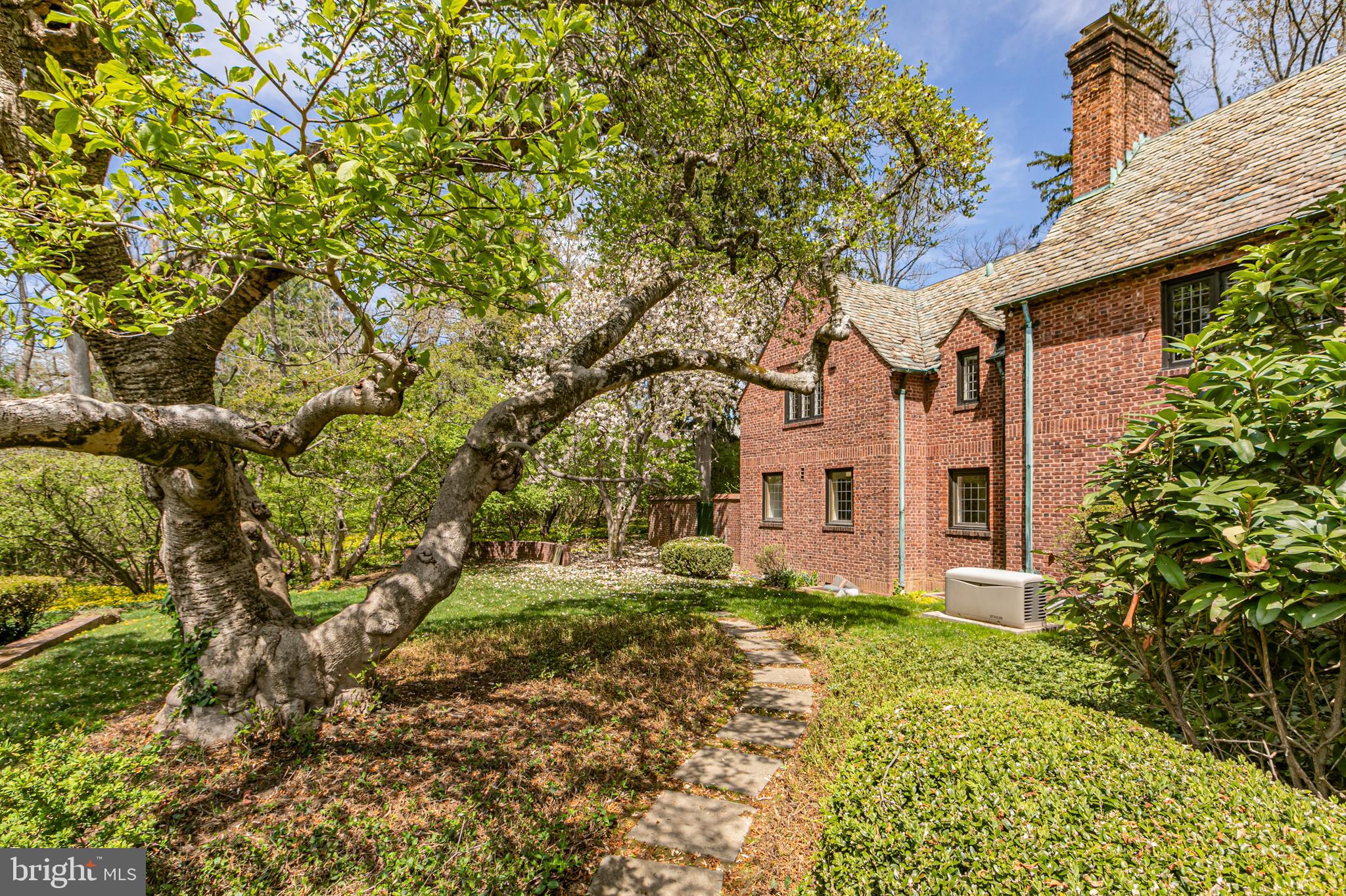 51 Edgerstoune Road Princeton, NJ 08540 - Photo 37 of 40