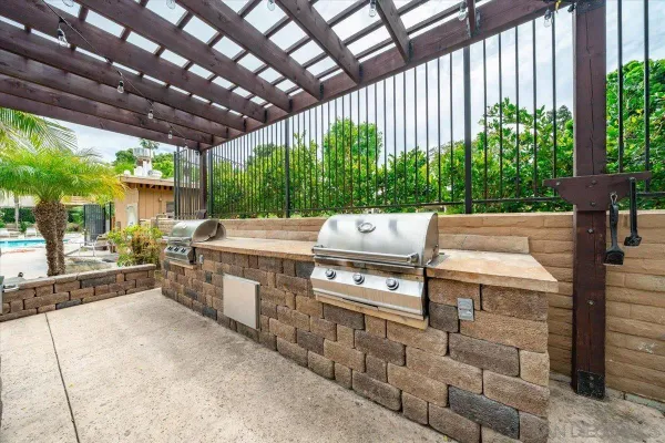 $615,000 | 2624 Worden Street, Unit 179, San Diego, CA 92110