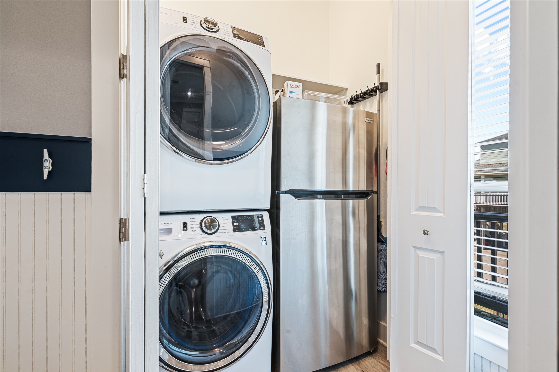 2576 Whitecap Crystal Beach, TX 77650 - Photo 40 of 49 a utility room with dryer and washer