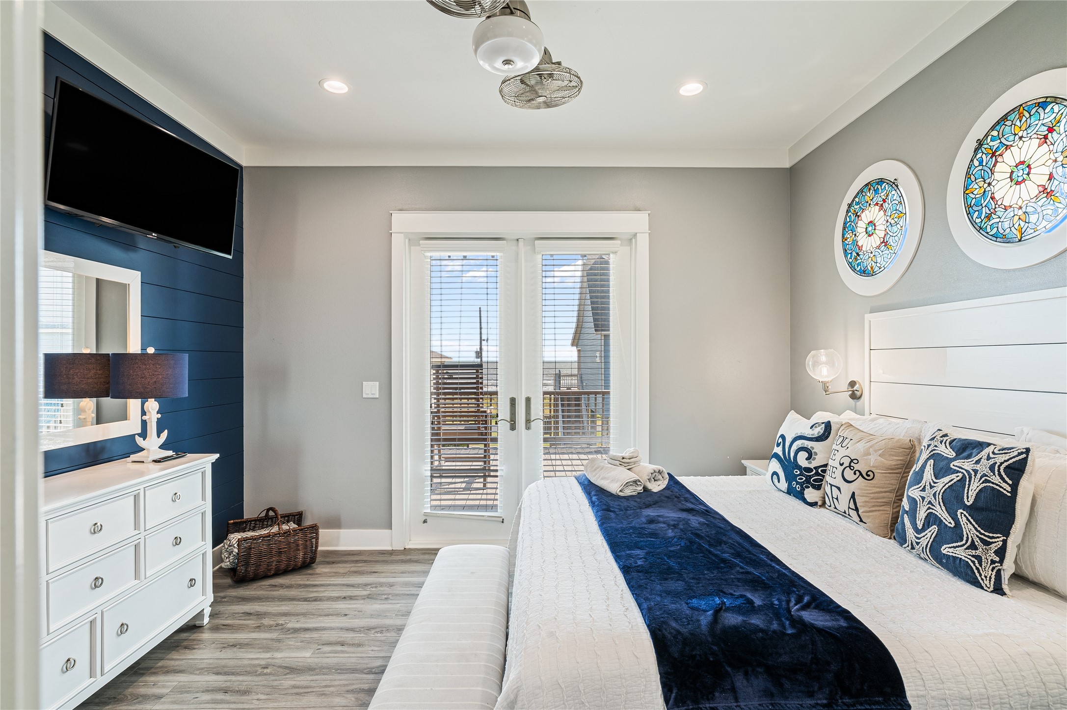 2576 Whitecap Crystal Beach, TX 77650 - Photo 5 of 49 a bedroom with furniture and a window