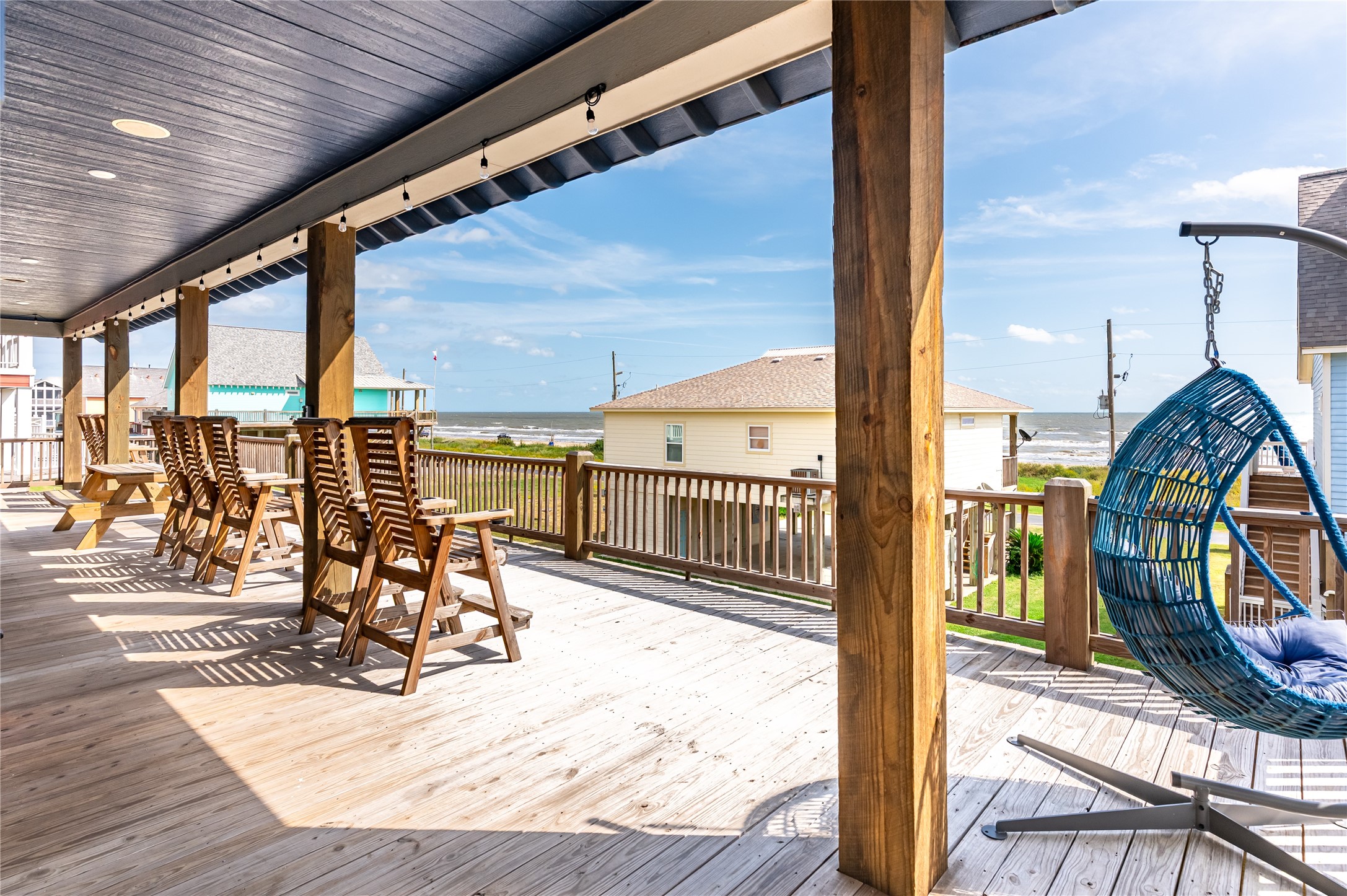 2576 Whitecap Crystal Beach, TX 77650 - Photo 8 of 49