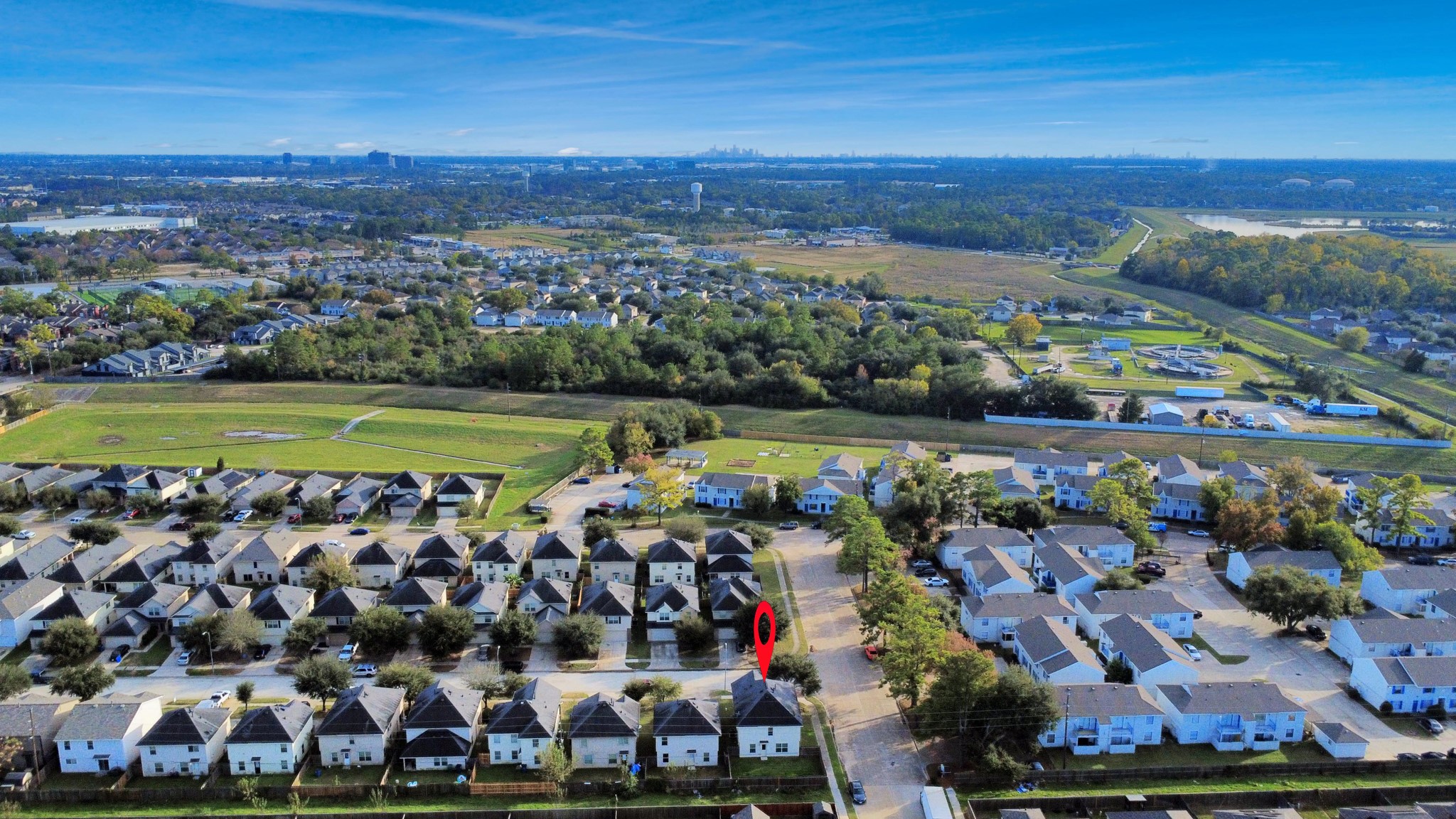 886 Darbydale Crossing Lane Houston, TX 77090 - Photo 37 of 41 a view of a city with an ocean