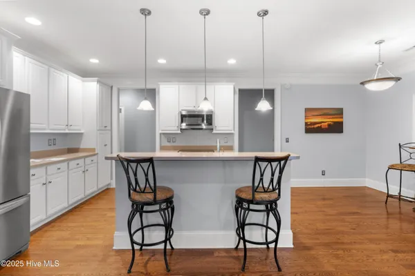 $575,000 | 100 Lindy Court, Hampstead, NC 28443