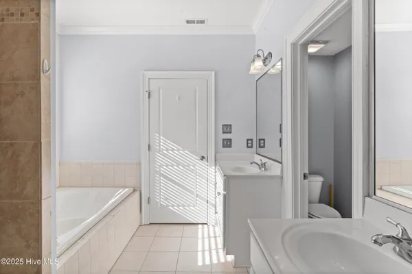 $575,000 | 100 Lindy Court, Hampstead, NC 28443