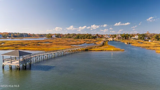 $622,900 | 100 Lindy Court, Hampstead, NC 28443